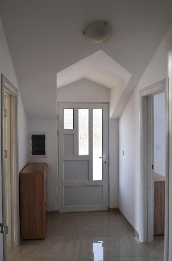 Viktor Herceg Novi Exterior foto