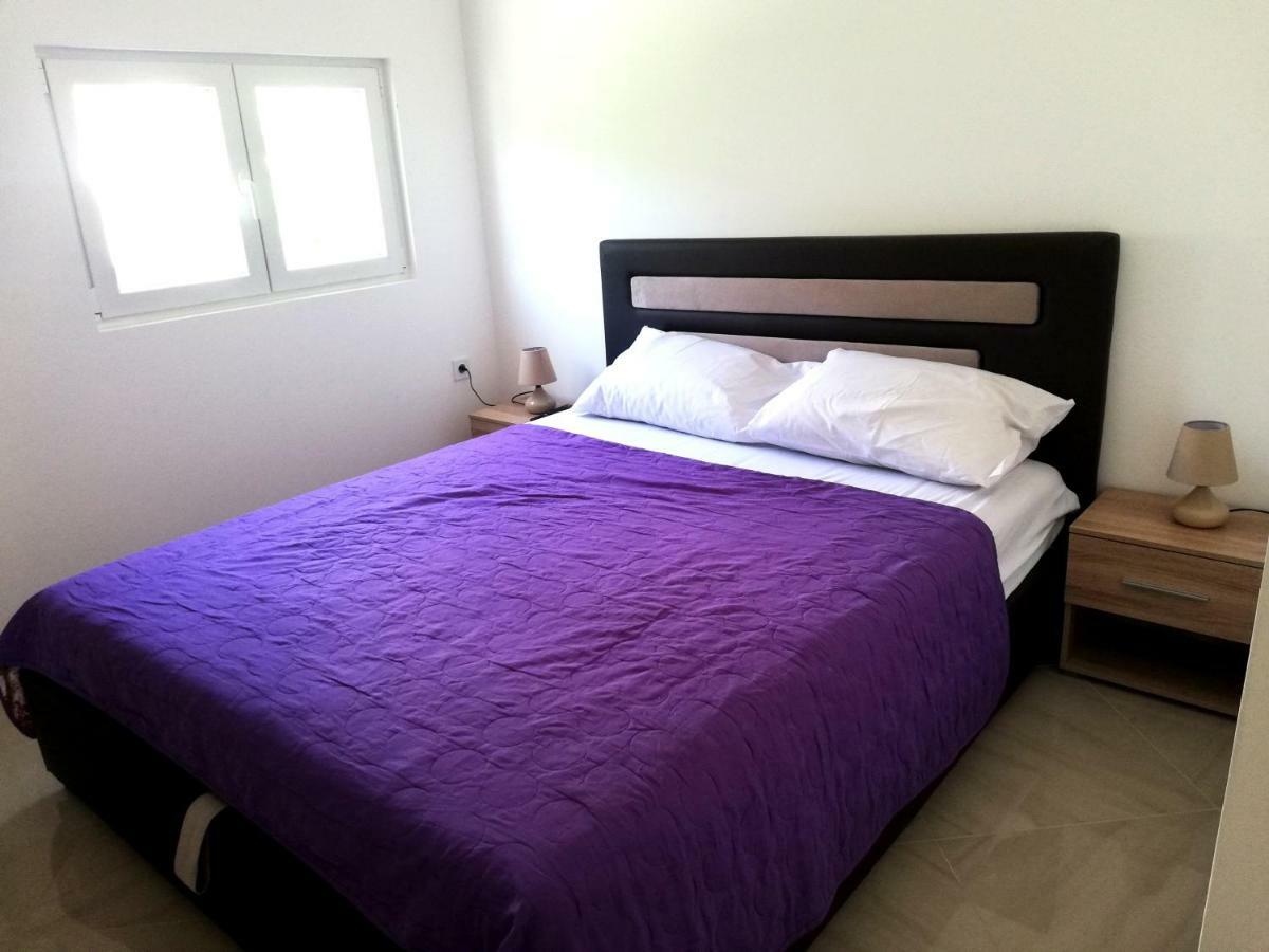 Viktor Herceg Novi Exterior foto